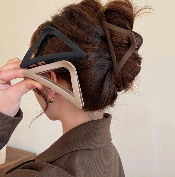 Minimalist Triangle Hair Claw Clip